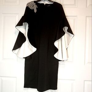 Midnight Velvet Black/ White Contrast Flare Bell Sleeve Sheath Dress Sz M